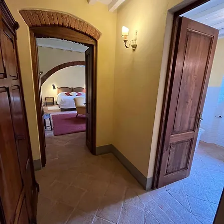 La Volpaia Country house